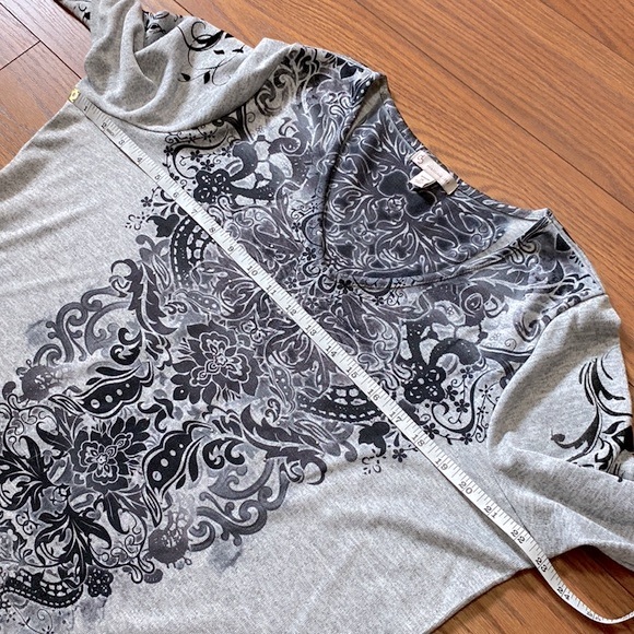 cb established 1962 women’s l/sleeve  top paisley design front and sleeves 1X - Picture 6 of 13